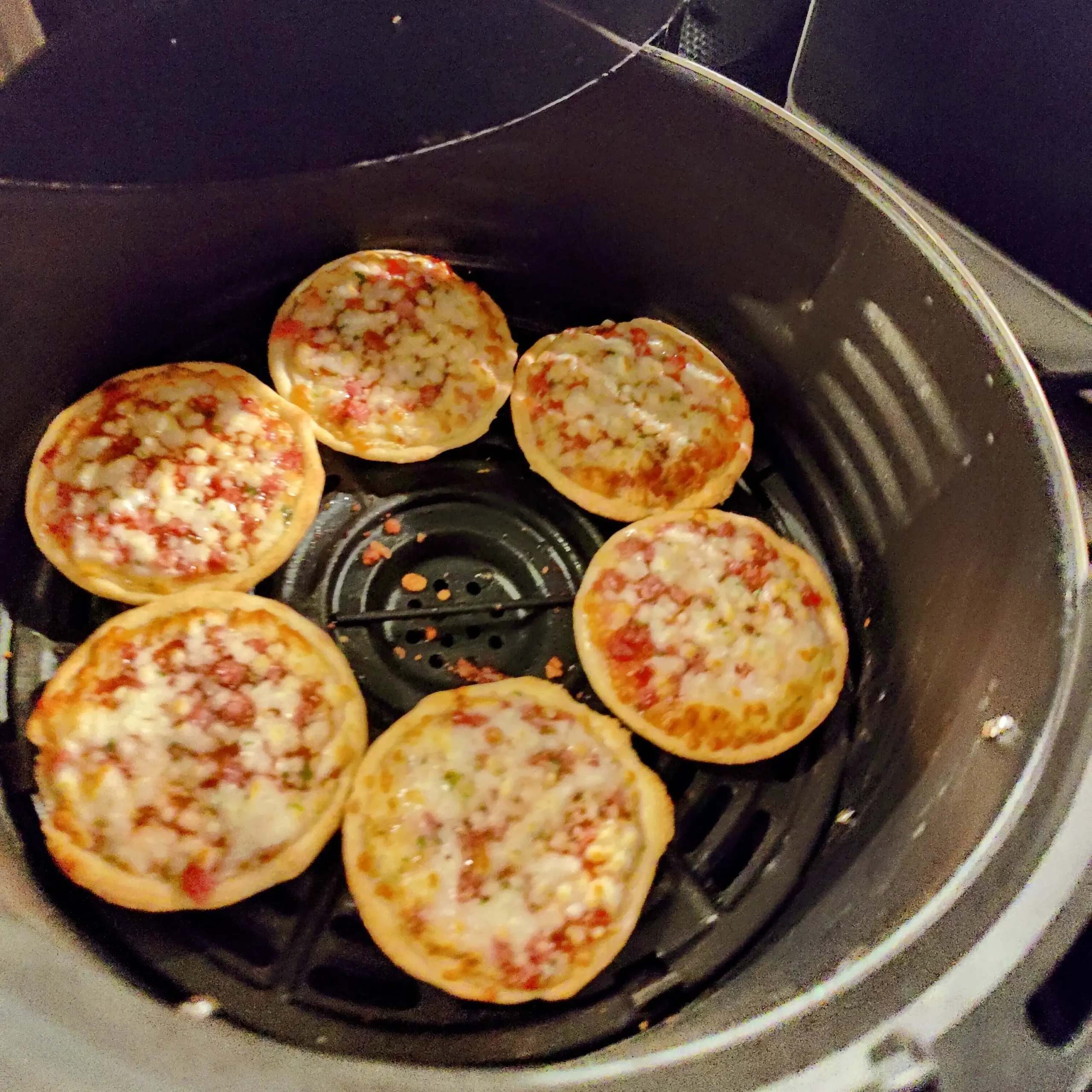 Piccolinis opwarmen in de airfryer